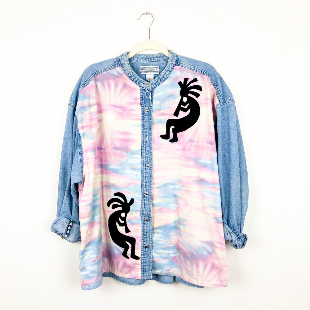 🛒 5/$25 Vintage Newton Trading Co Kokopelli Button Down